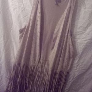 Vest with fringe